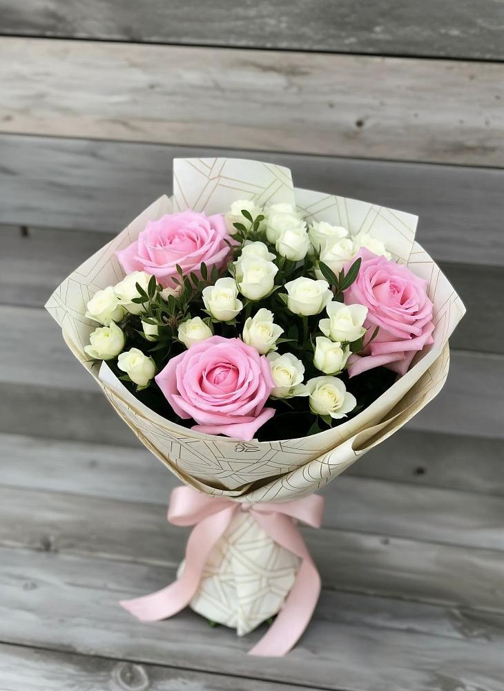 Букет цветов из: Розы в Петровское