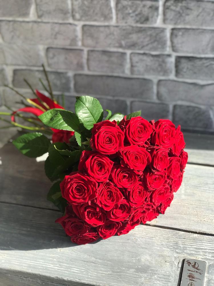 Букет Красные розы Фридом в Петровское