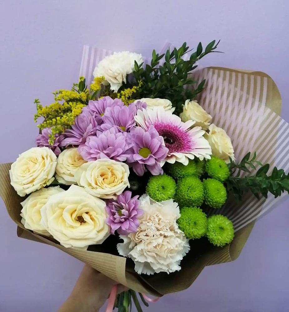 Букет цветов из: Хризантемы, Розы, Гвоздики и Герберы в Петровское