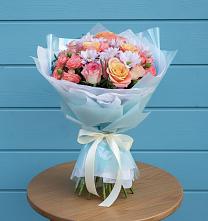 Букет цветов из:  Хризантемы и Розы в Петровское