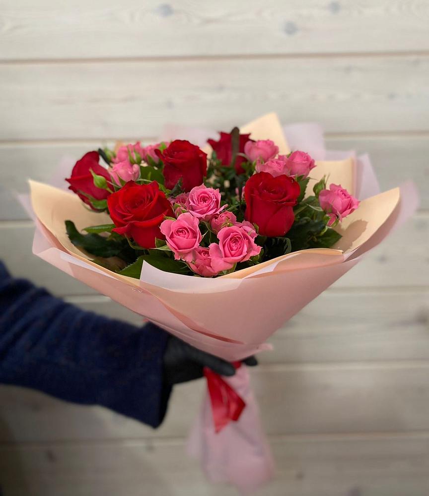 Букет цветов из: Розы в Петровское