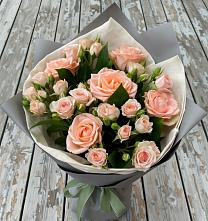 Букет цветов из:  Розы в Петровское